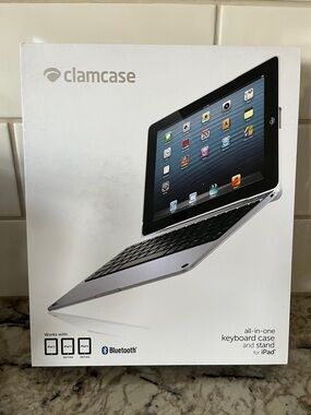 NEW! ClamCase All-in-One Bluetooth Keyboard Case for iPad - Silver